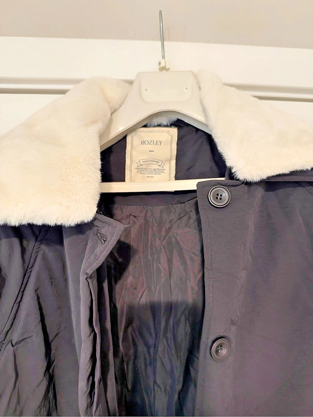 Black Faux-Fur Collar Puffer Coat - Picture 3 of 8